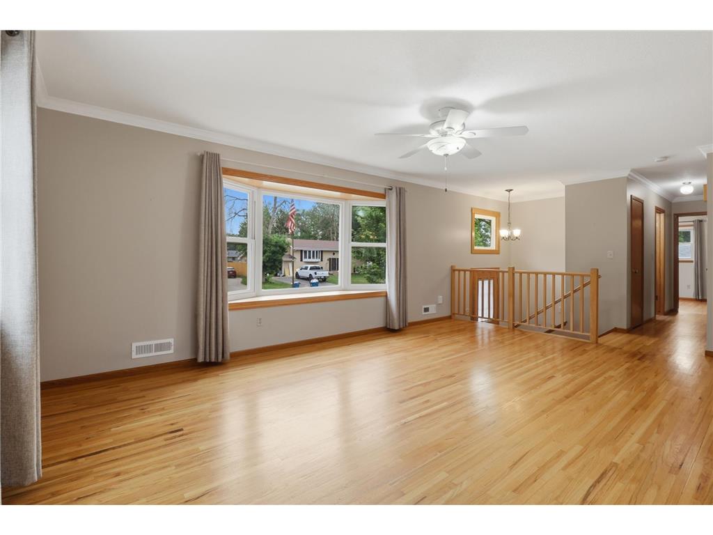 9306 Oakland Avenue S Bloomington MN 55420 7088966 image9