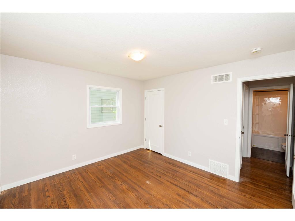 9306 Stevens Avenue S Bloomington MN 55420 7039577 image19