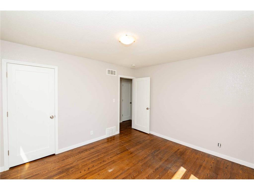 9306 Stevens Avenue S Bloomington MN 55420 7039577 image20