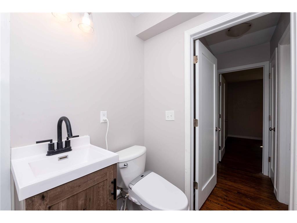 9306 Stevens Avenue S Bloomington MN 55420 7039577 image24