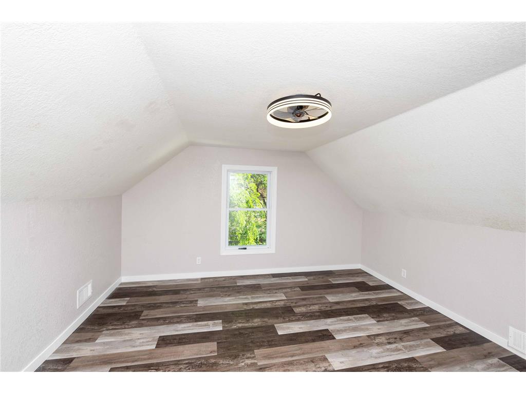 9306 Stevens Avenue S Bloomington MN 55420 7039577 image26