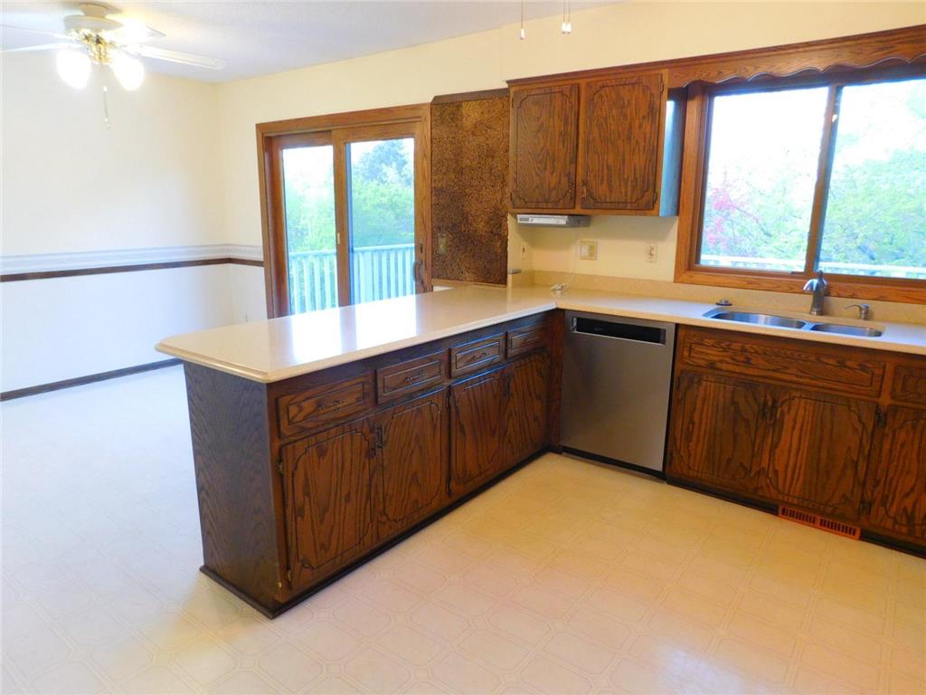 931 Dawn Avenue Shoreview MN 55126 7068957 image37