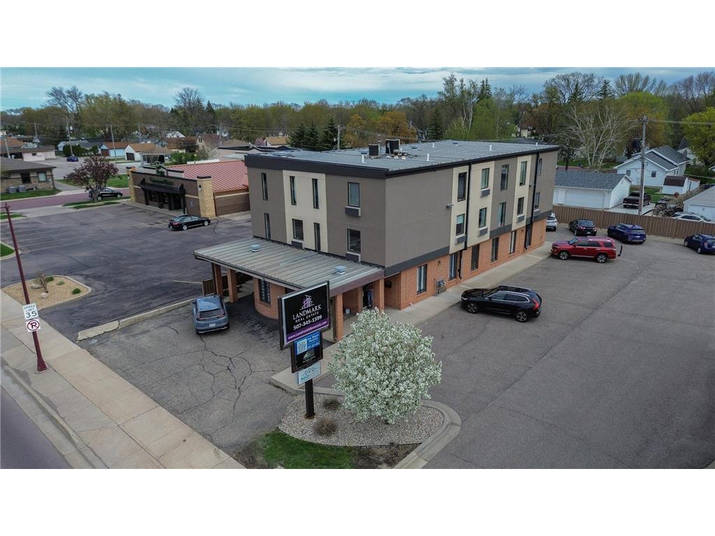 931 Madison Avenue Mankato MN 56001 7034149 image1