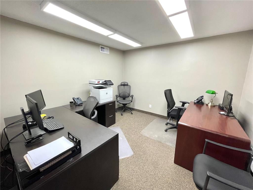 931 Madison Avenue Mankato MN 56001 7034149 image3