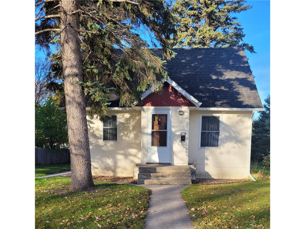 931 Main Avenue N Thief River Falls MN 56701 6450825 image1