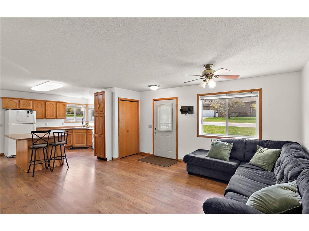 931 Perry Avenue N Browerville MN 56438 7073176 image11