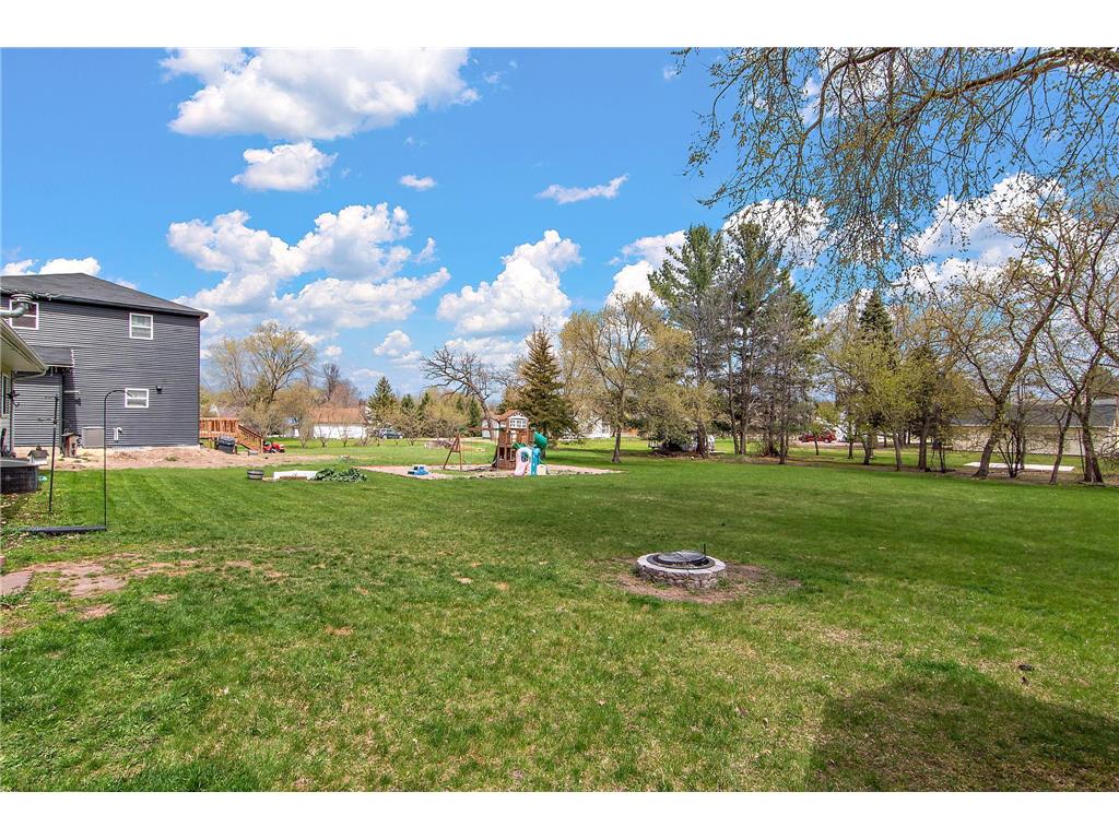 931 Perry Avenue N Browerville MN 56438 7073176 image4