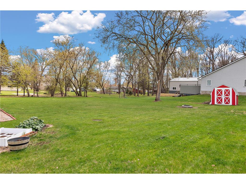 931 Perry Avenue N Browerville MN 56438 7073176 image9