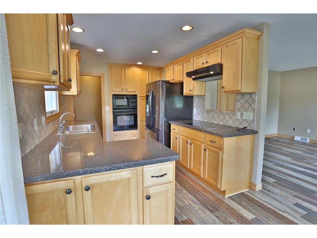 931 Roosevelt Street River Falls WI 54022 6781775 image5