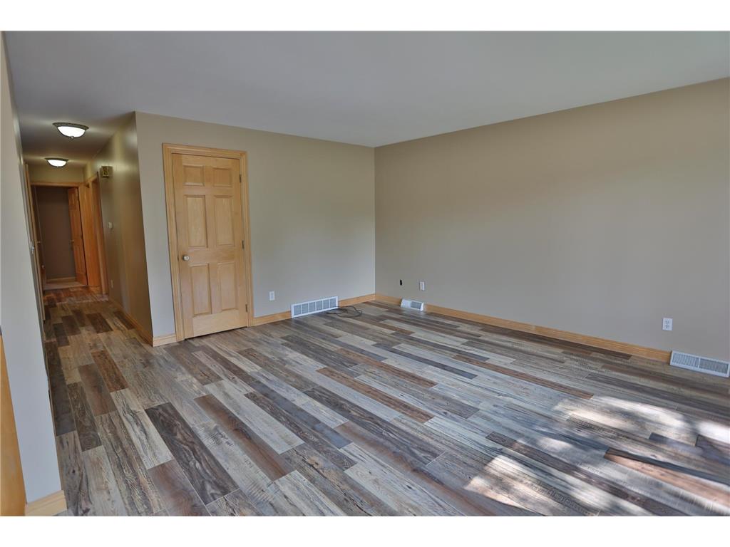 931 Roosevelt Street River Falls WI 54022 7033779 image9