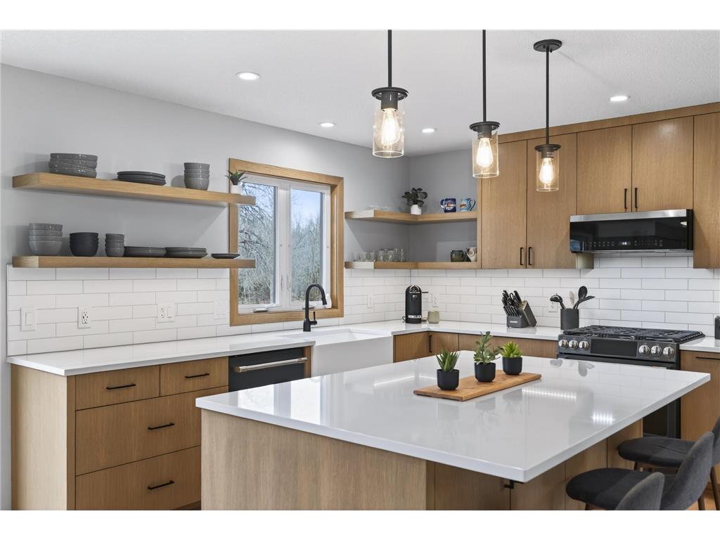 9310 Lakeside Trail Champlin MN 55316 7049325 image10