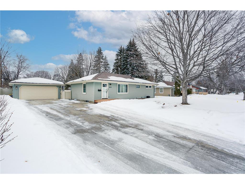 9312 Chicago Avenue S Bloomington MN 55420 6337530 image1