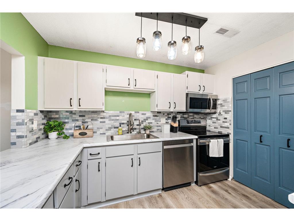 9312 Indian Boulevard S Cottage Grove MN 55016 7055689 image9