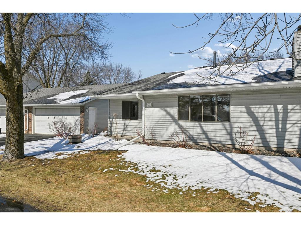 9313 Ranchview Lane N Maple Grove MN 55369 7039611 image1