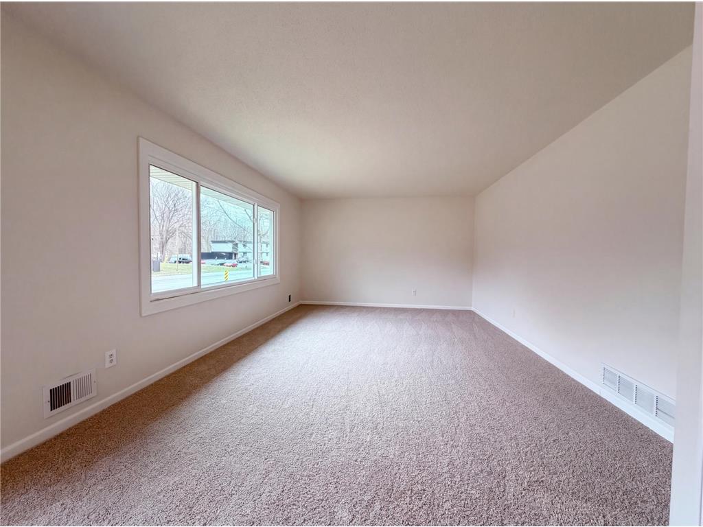 932 Jefferson Avenue Saint Paul MN 55102 7049199 image6