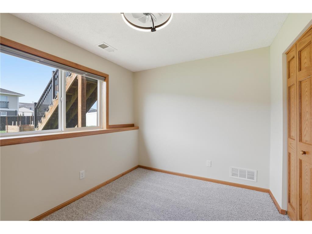 932 S Chestnut Street Belle Plaine MN 56011 7064510 image21