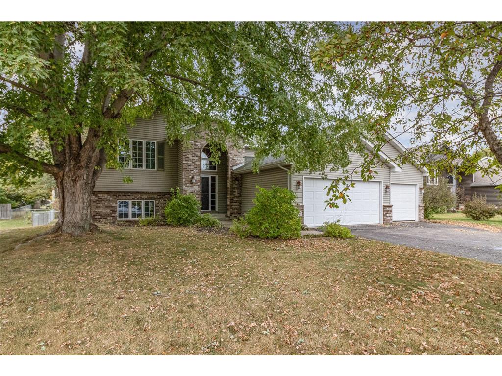 932 S Elm Street Belle Plaine MN 56011 6619824 image1