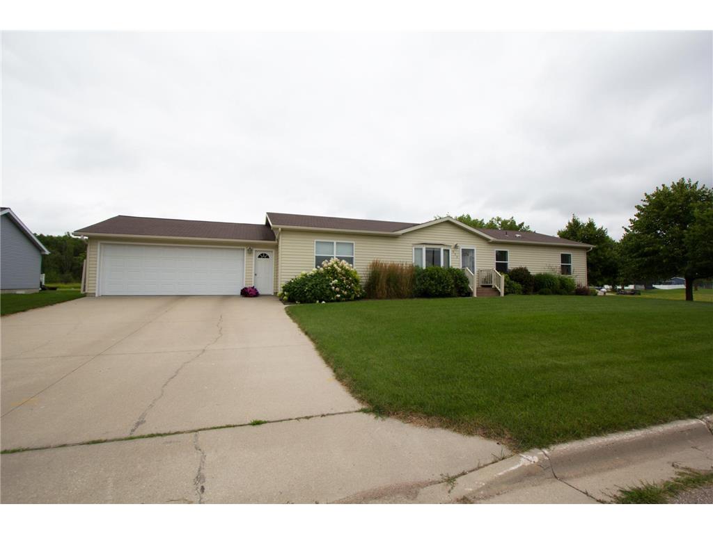 932 Spruce Avenue S Thief River Falls MN 56701 6712787 image1
