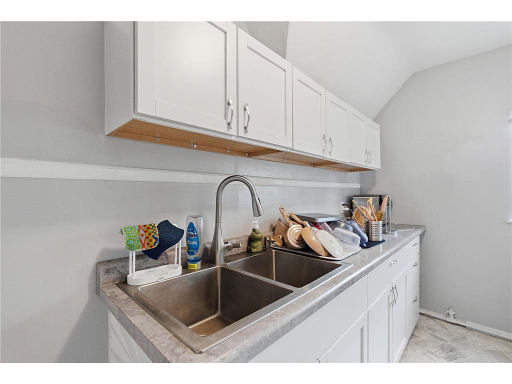 932 Summit Avenue Saint Paul Park MN 55071 7085219 image25