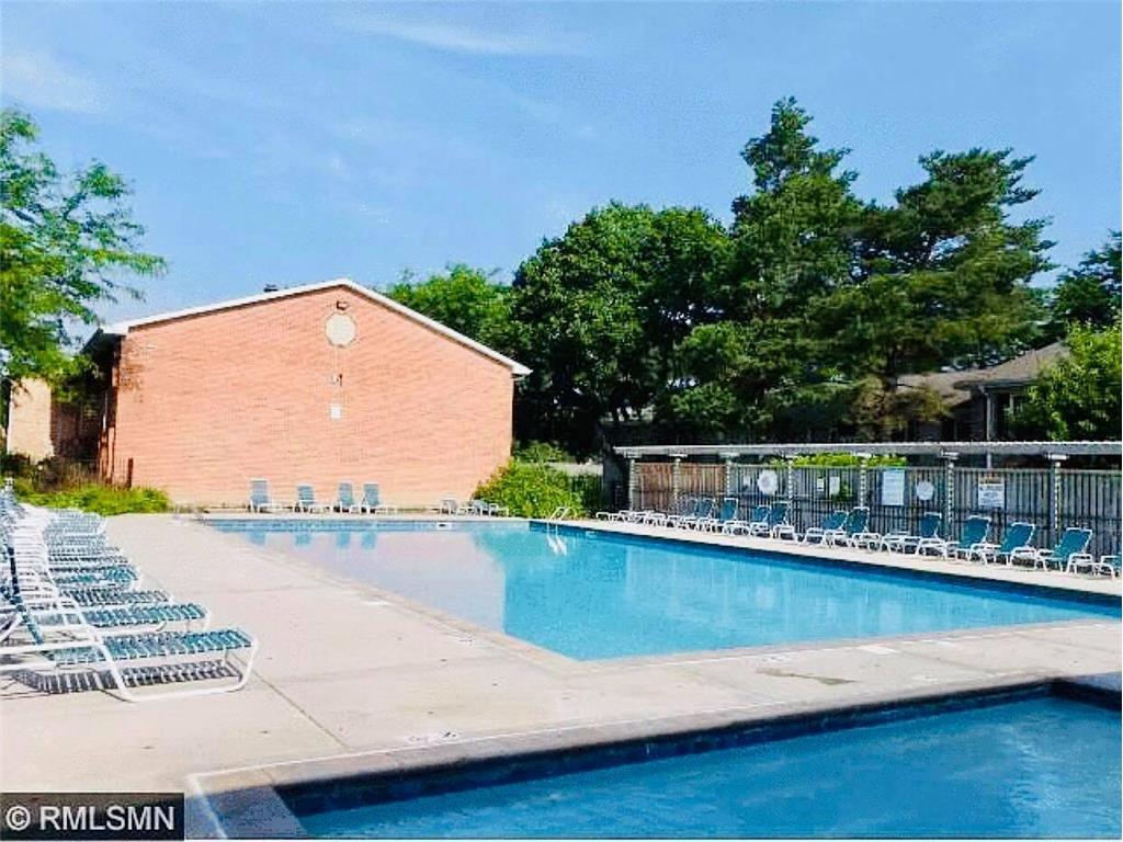 932 Westbrooke Way #8 Hopkins MN 55343 7015286 image16