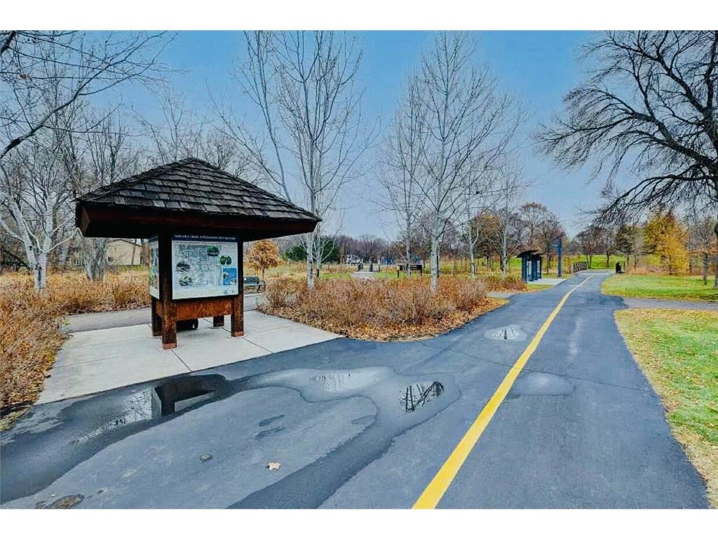 932 Westbrooke Way #8 Hopkins MN 55343 7015286 image17