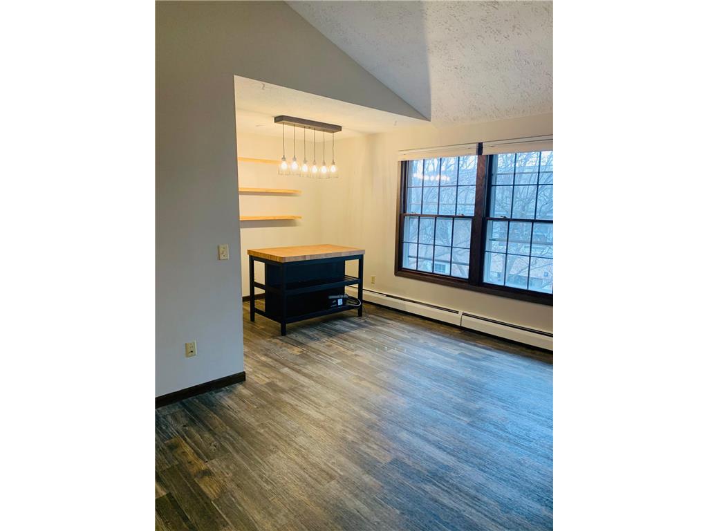 932 Westbrooke Way #8 Hopkins MN 55343 7015286 image6