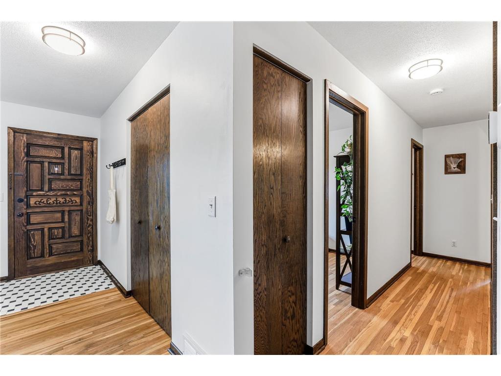 9324 30th Avenue N New Hope MN 55427 7043586 image11