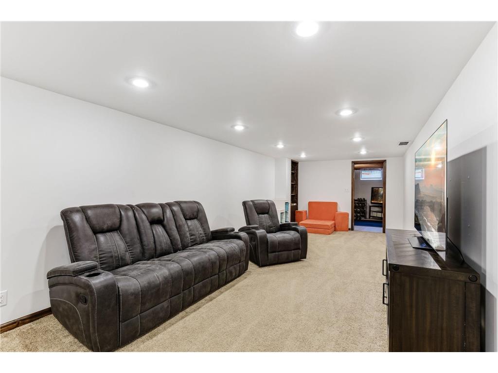 9324 30th Avenue N New Hope MN 55427 7043586 image19