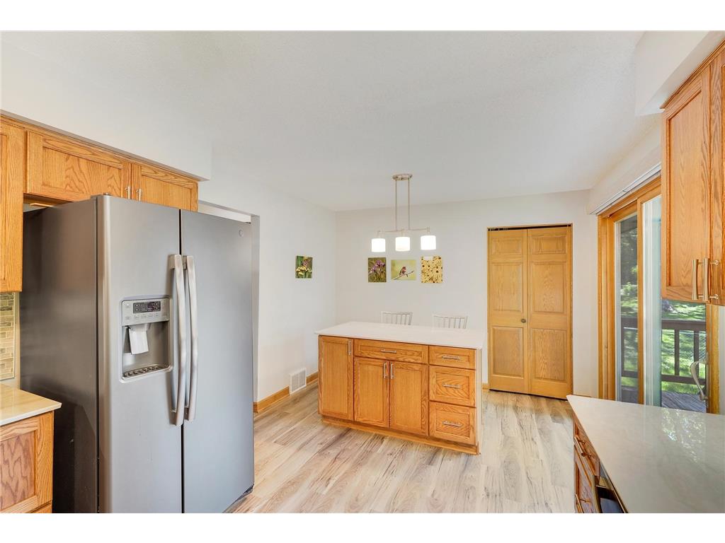 9325 31st Avenue N New Hope MN 55427 7093258 image13