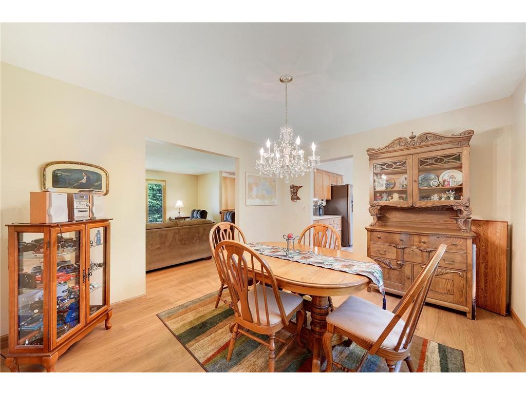 9325 31st Avenue N New Hope MN 55427 7093258 image20