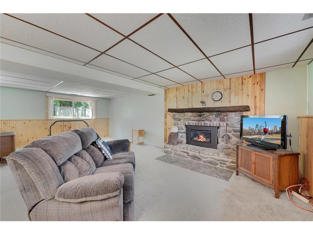 9325 31st Avenue N New Hope MN 55427 7093258 image27