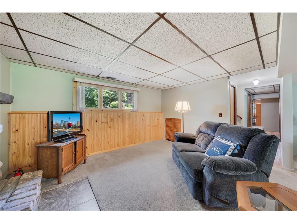 9325 31st Avenue N New Hope MN 55427 7093258 image29