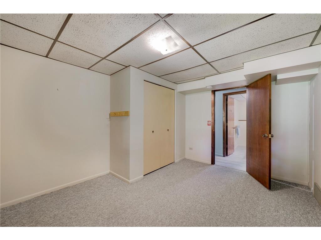 9325 31st Avenue N New Hope MN 55427 7093258 image34