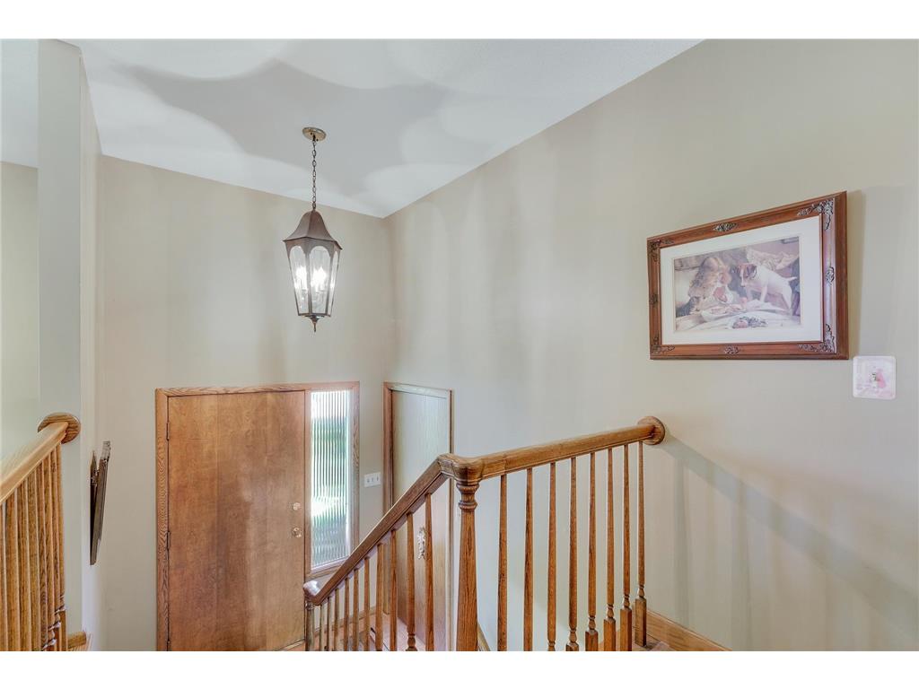 9325 31st Avenue N New Hope MN 55427 7093258 image6