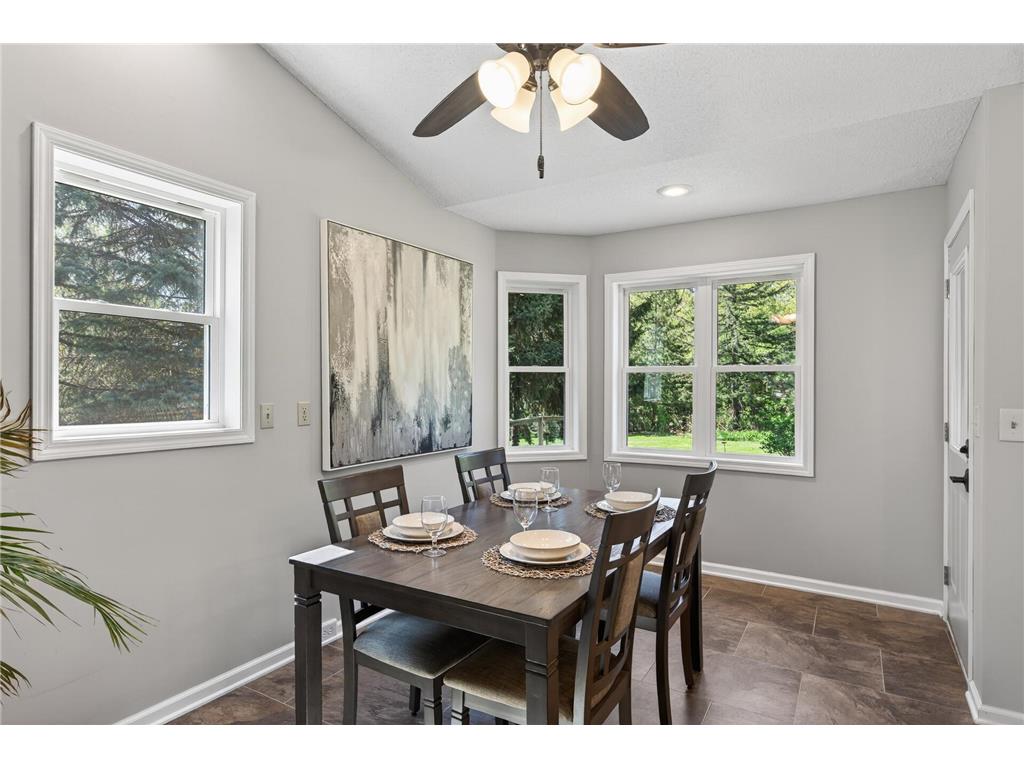 9325 Andrea Drive Woodbury MN 55125 7074735 image11