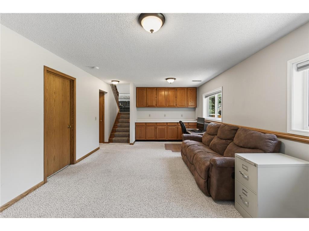 9325 Andrea Drive Woodbury MN 55125 7074735 image17