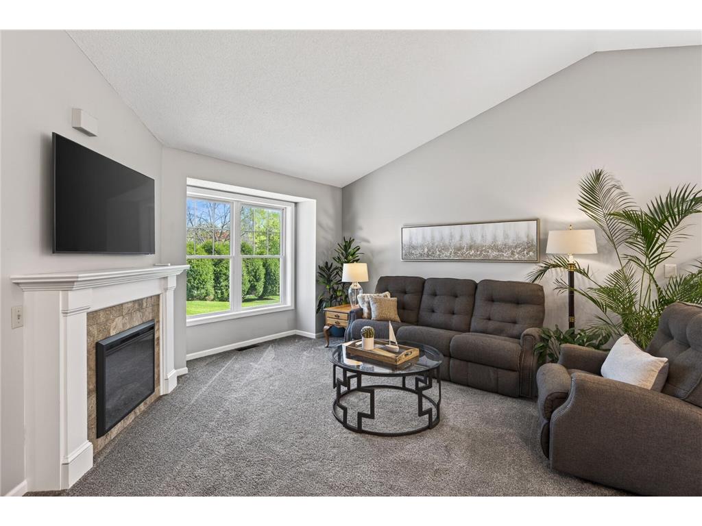 9325 Andrea Drive Woodbury MN 55125 7074735 image4