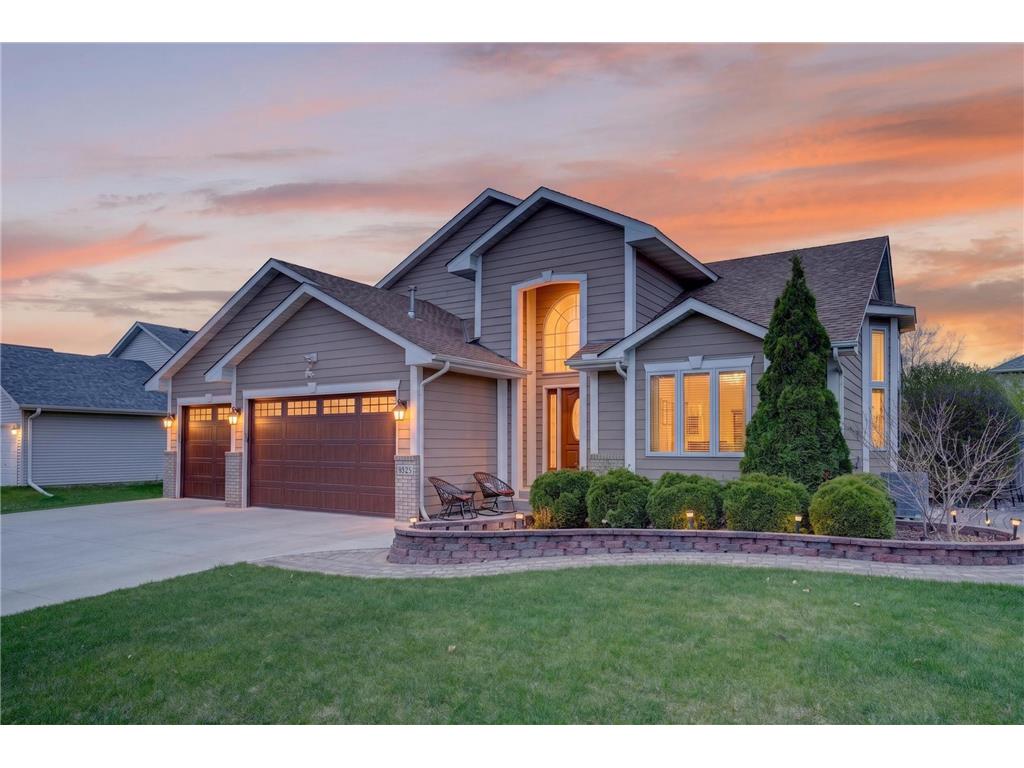 9325 Austrian Pine Avenue N Brooklyn Park MN 55443 7061183 image1