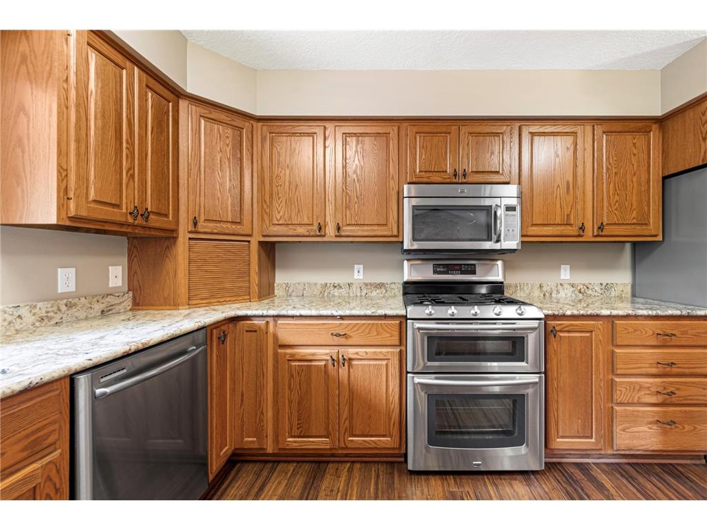 9327 Hillside Trail S Cottage Grove MN 55016 7069266 image20
