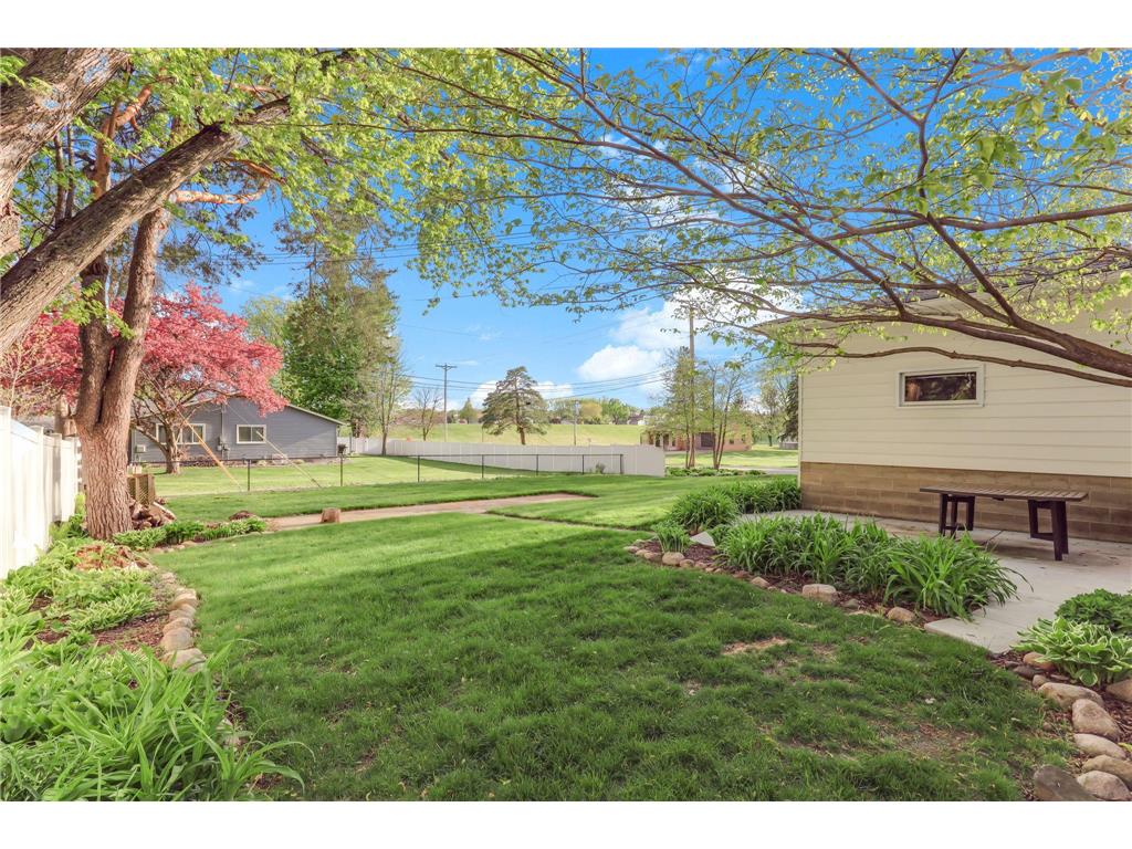 933 5th Street W Hastings MN 55033 7059496 image13