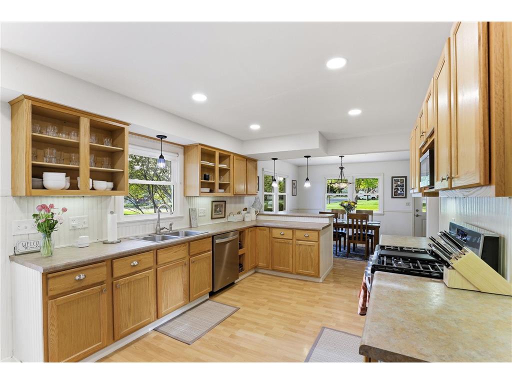 933 5th Street W Hastings MN 55033 7059496 image3