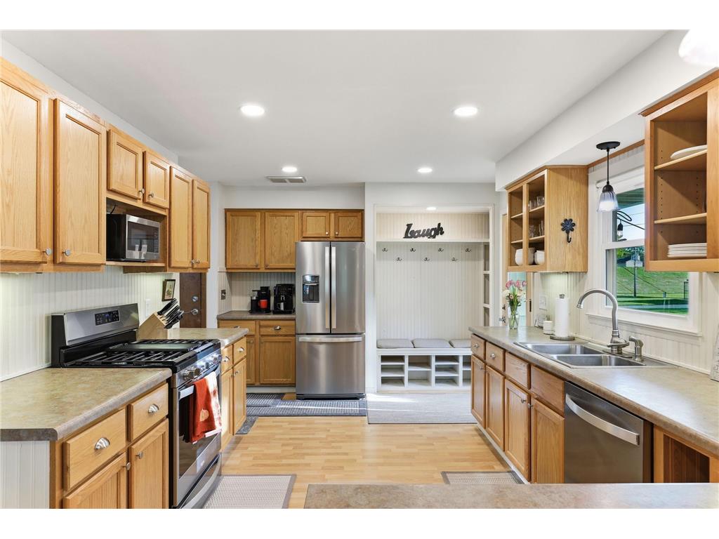 933 5th Street W Hastings MN 55033 7059496 image8
