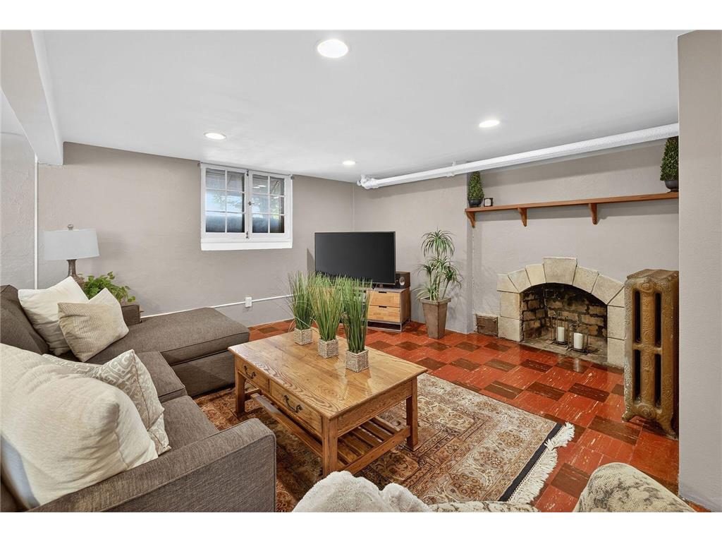 933 Delaware Avenue Mendota Heights MN 55118 7069253 image20