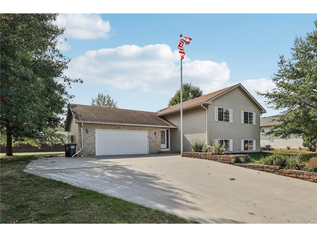 933 E Orchard Street Belle Plaine MN 56011 6792280 image1