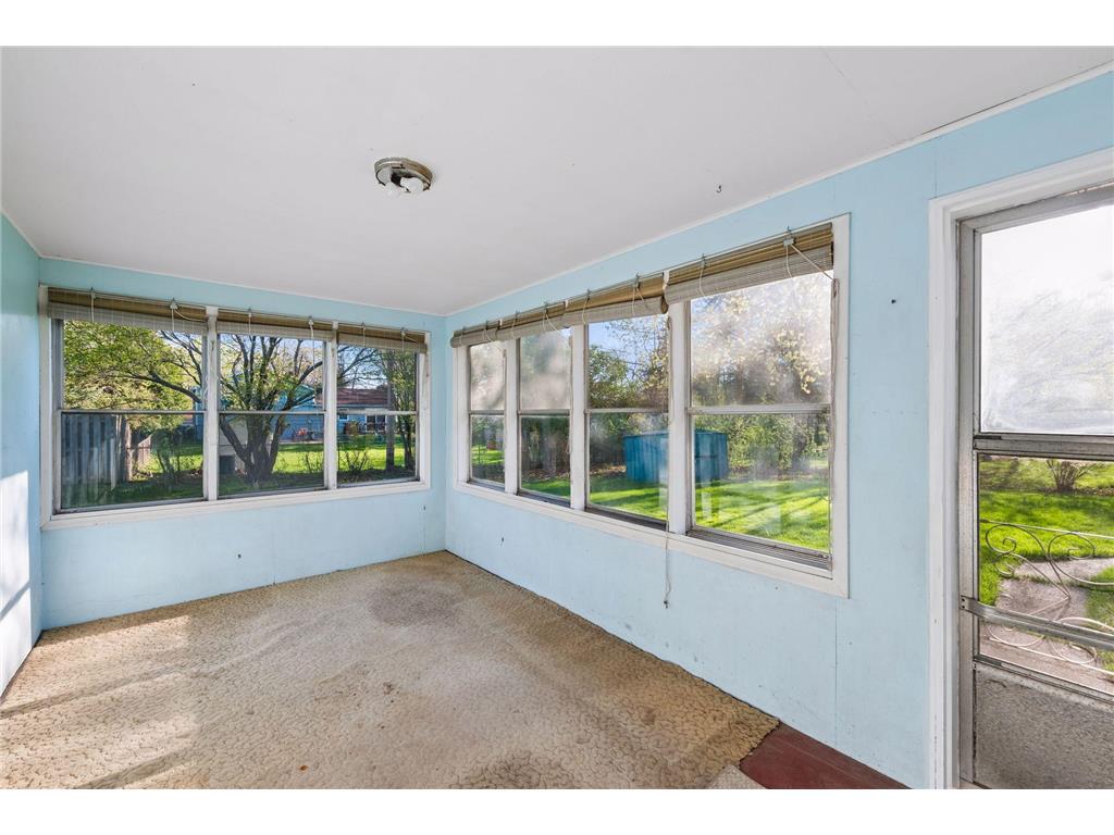 933 Edgewater Avenue Shoreview MN 55126 7070193 image10