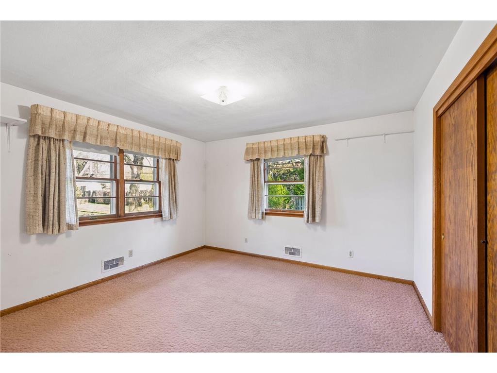 933 Edgewater Avenue Shoreview MN 55126 7070193 image19
