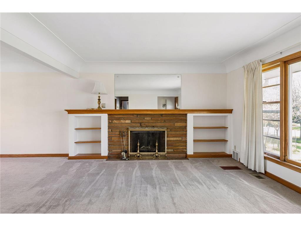 933 Edgewater Avenue Shoreview MN 55126 7070193 image2