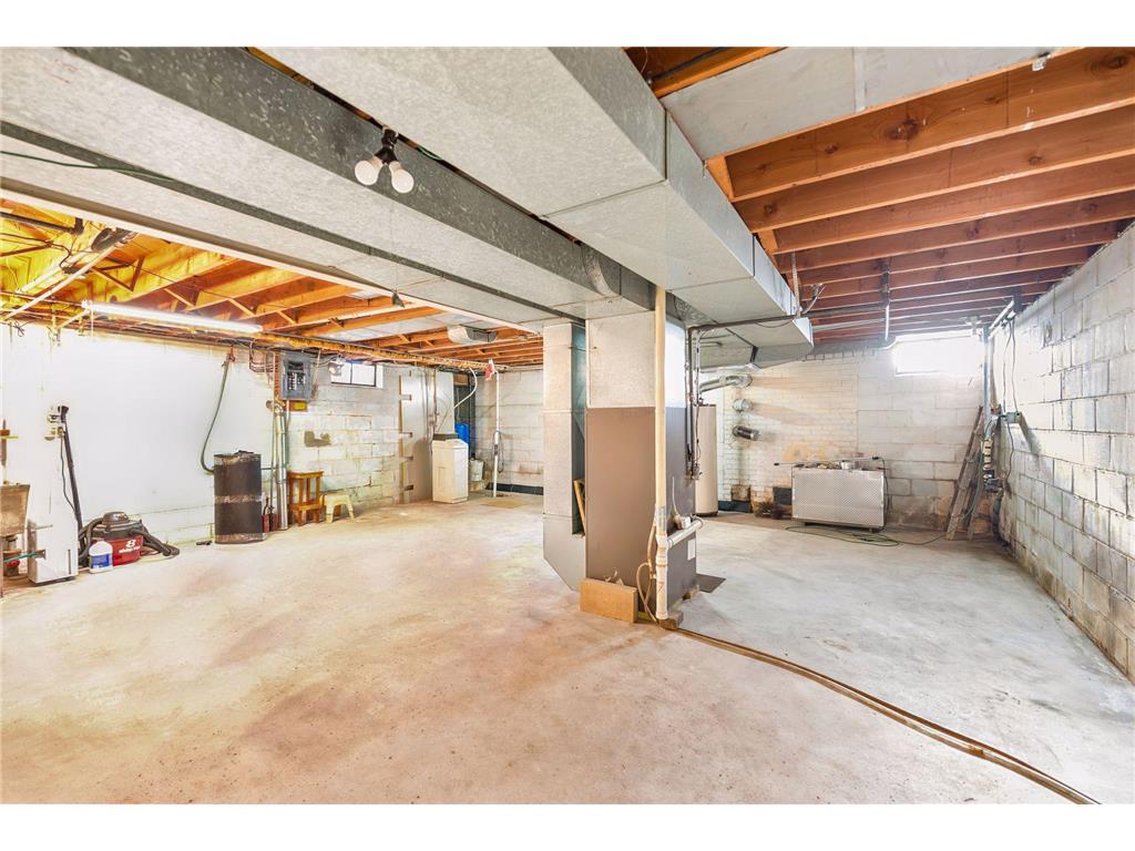933 Edgewater Avenue Shoreview MN 55126 7070193 image20