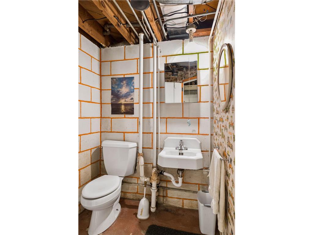 933 Edgewater Avenue Shoreview MN 55126 7070193 image22