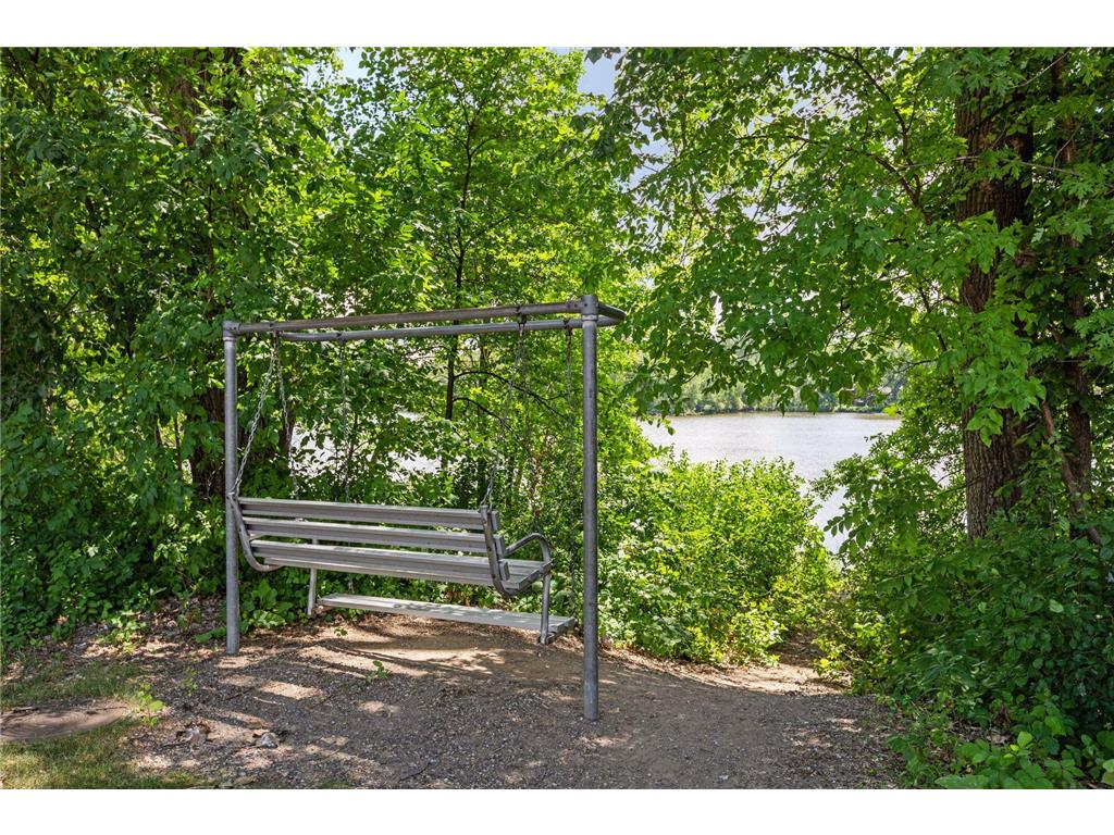 933 Edgewater Avenue Shoreview MN 55126 7070193 image31